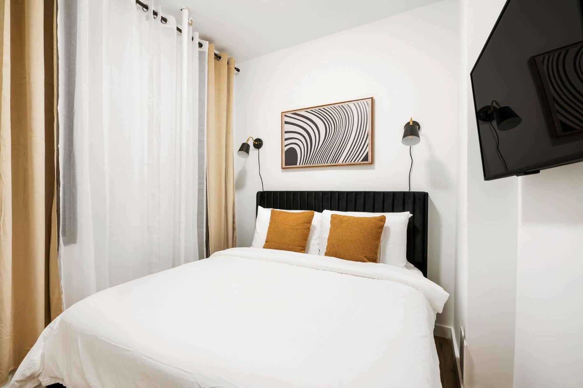 1290-10 New Renovated 2 Bedrooms In Ues Appartement