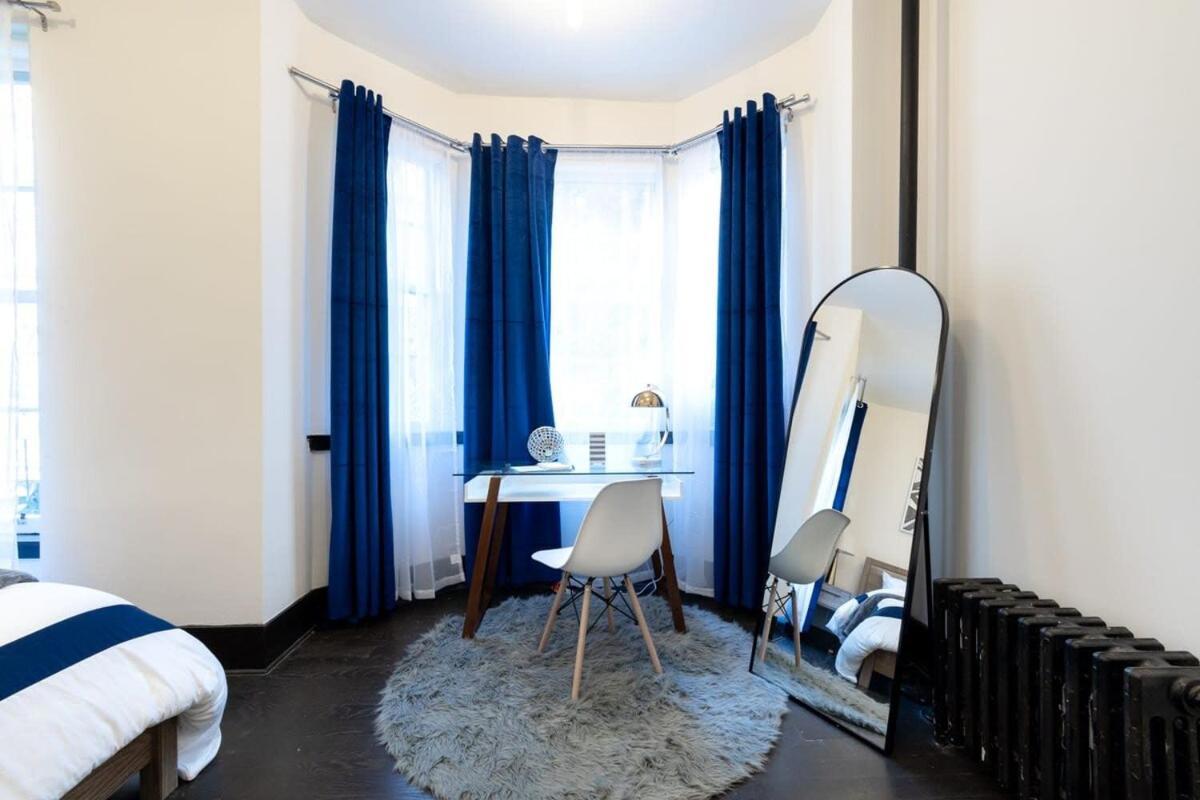 Appartement E10-1 Designer East Village Townhouse 1br New York