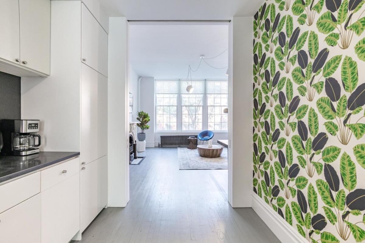 E10-2 Designer East Village Townhouse 1br Appartement