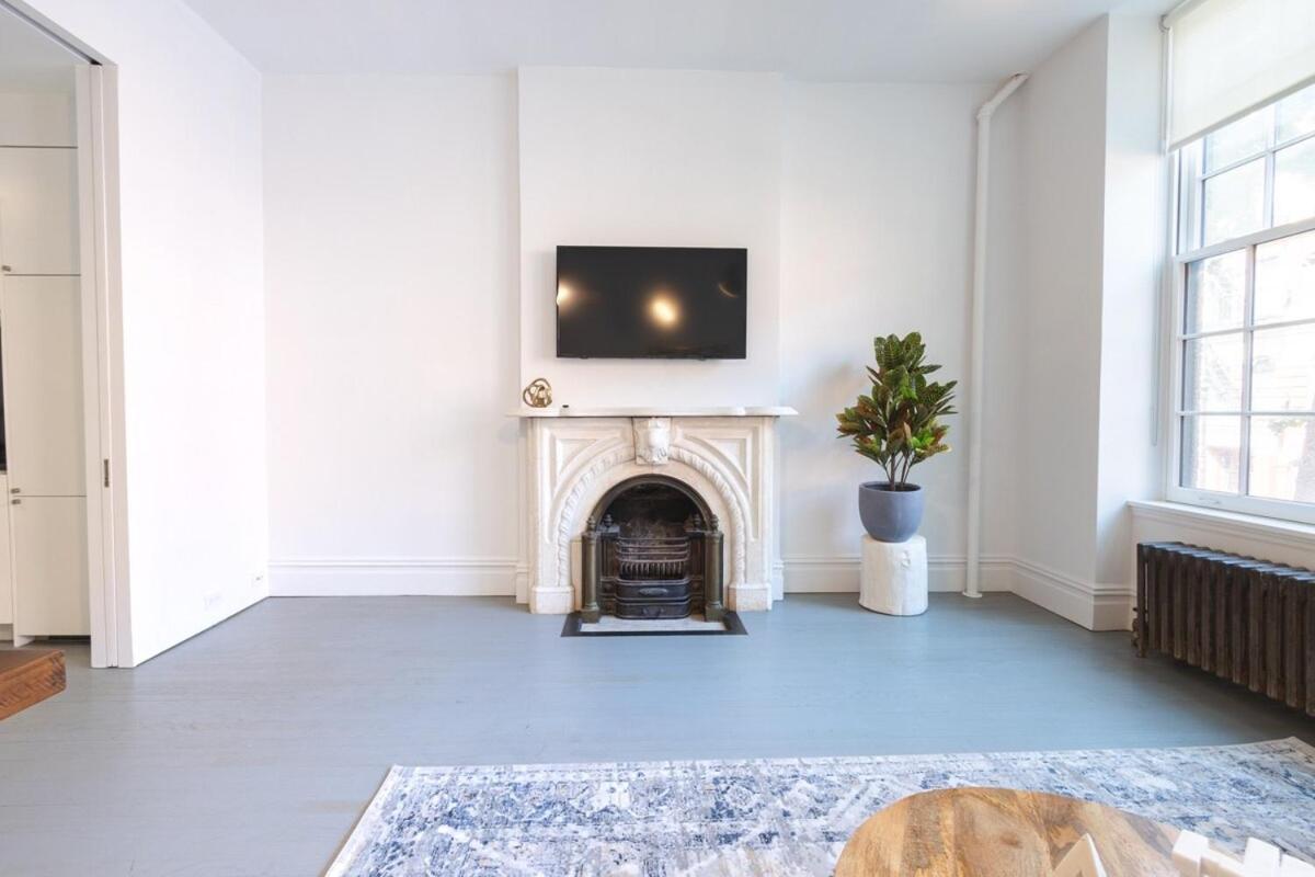 E10-2 Designer East Village Townhouse 1br Appartement New York