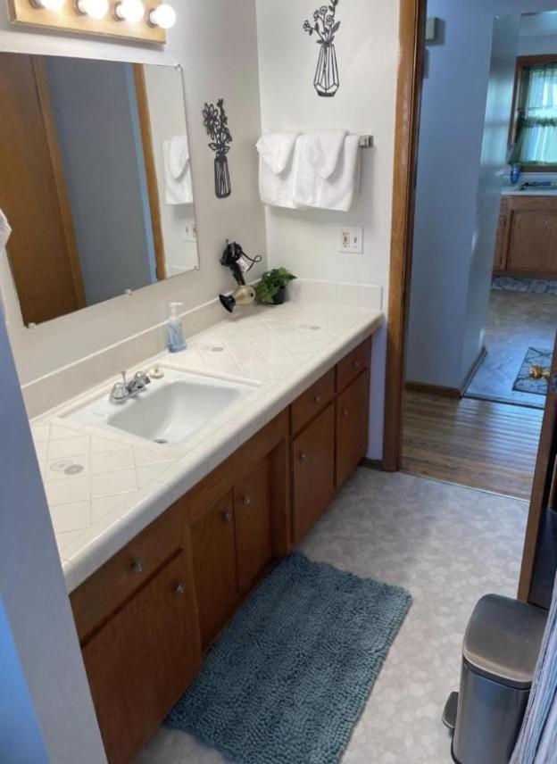 Appartement Lovely 3bd 1bath In *