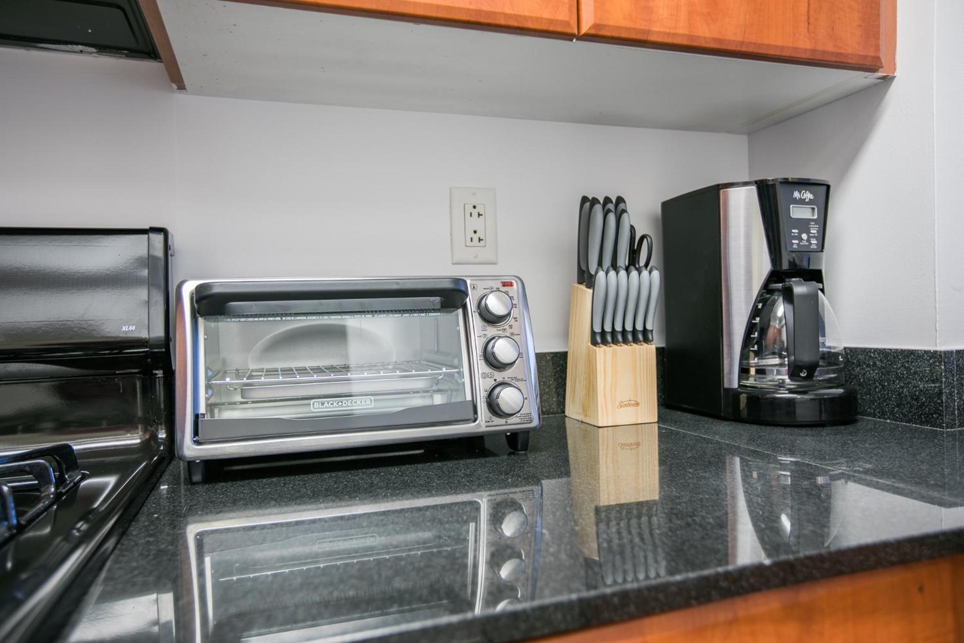 Fully Furnished 1 Bedroom 1 Bathroom In Murray Hill Apartamento *