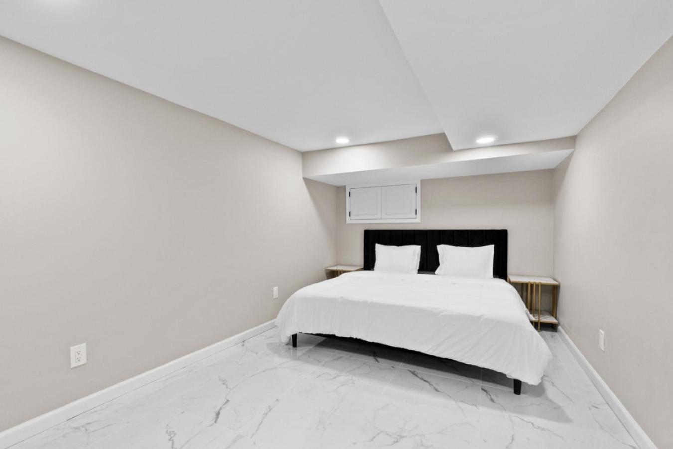White Marble Retreat Nyc Ferienhaus New York