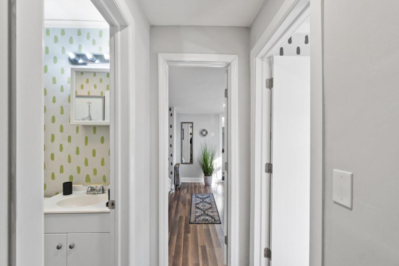 Holiday home The Whimsical Estate Sleeps 16plus 20m To Nyc Free Parking New York City