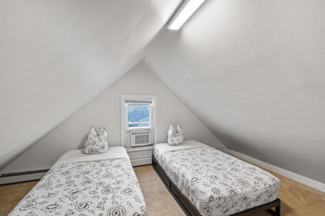 The Rainforest Ii Sleeps 16 20m To Nyc Free Parking Hébergement de vacances