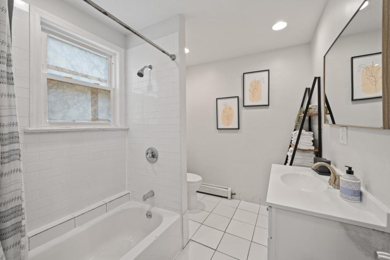 The Rainforest Ii Sleeps 16 20m To Nyc Free Parking Hébergement de vacances New York
