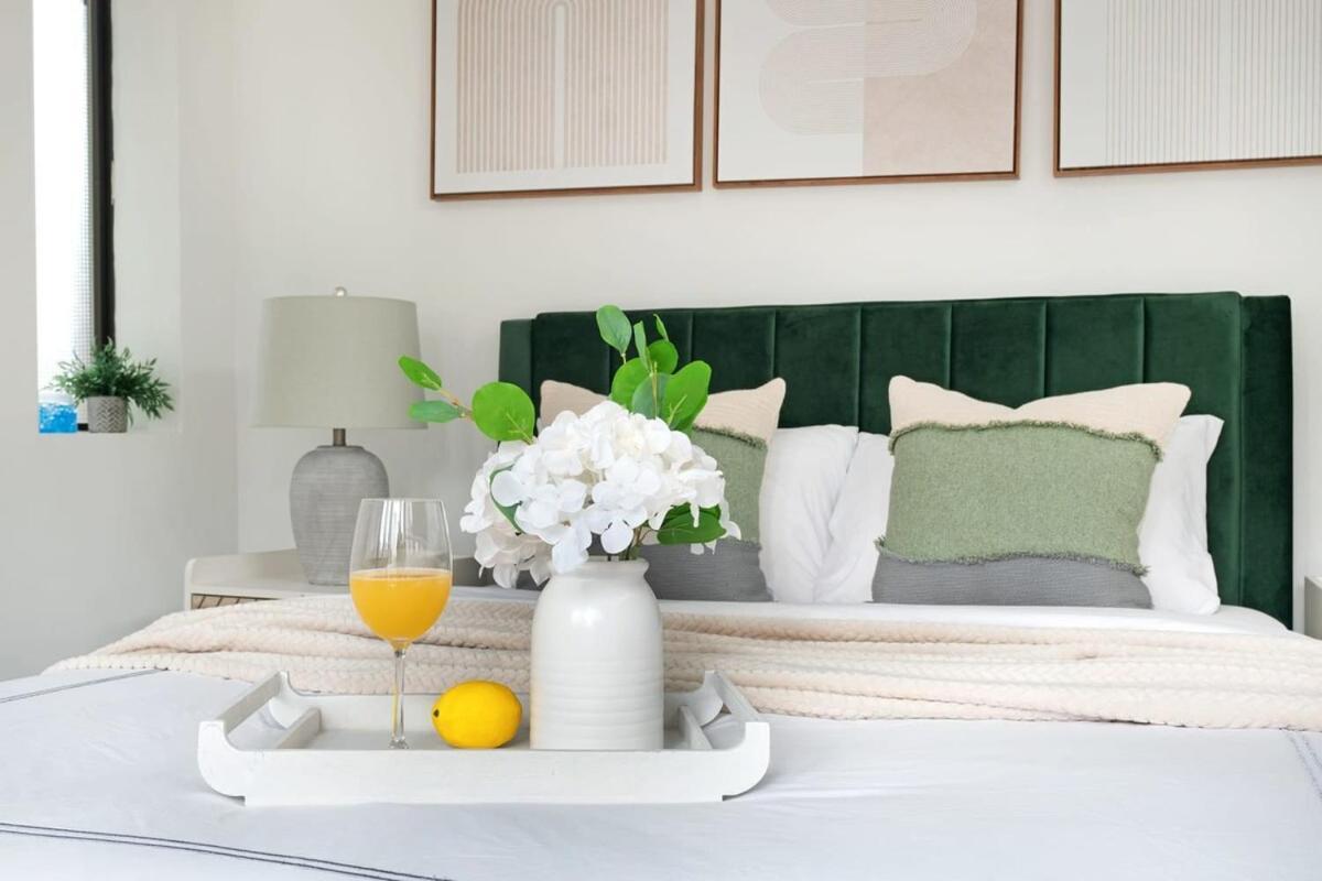 Appartement 809-6a New 2br Duplex With A Private Patio *
