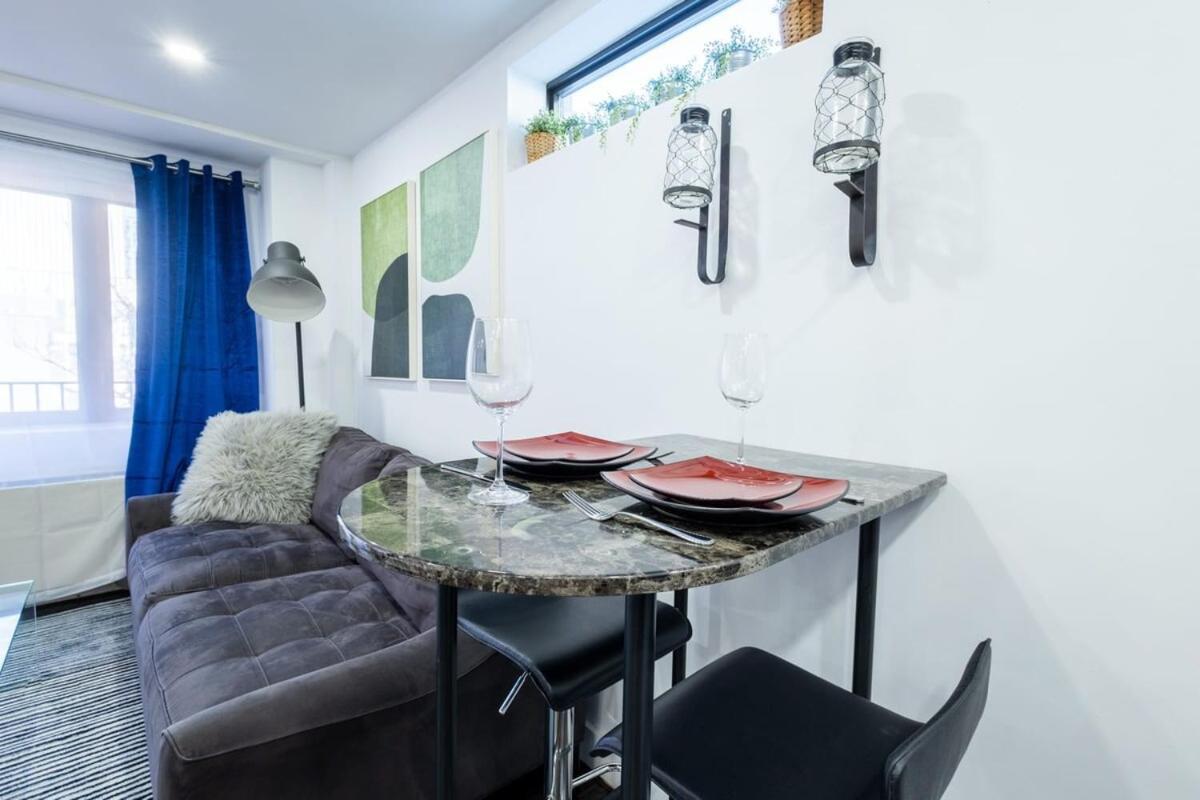 809-5b Luxury With A Private Balcony *