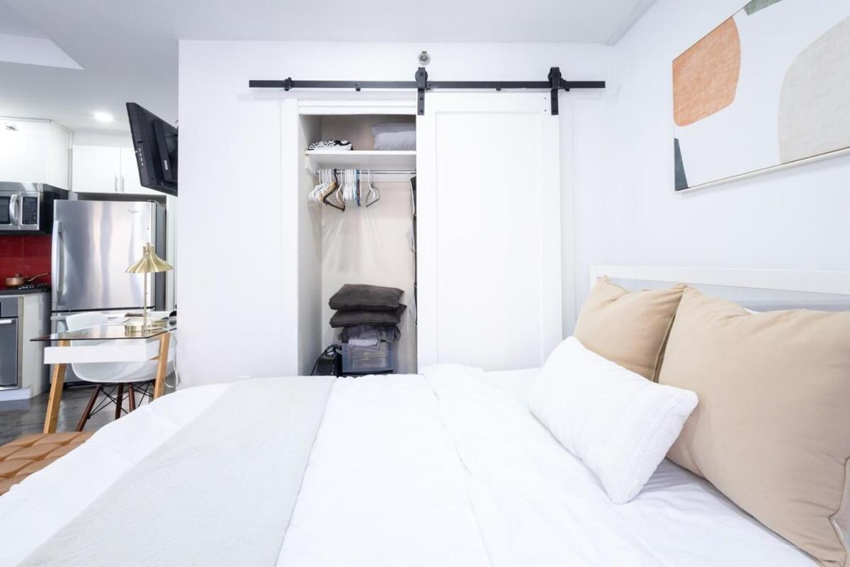 809-5b Luxury With A Private Balcony