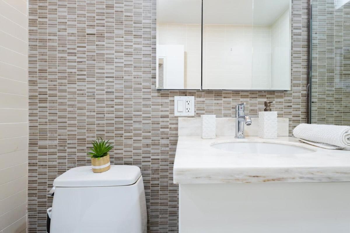 809-5b Luxury With A Private Balcony Appartement *
