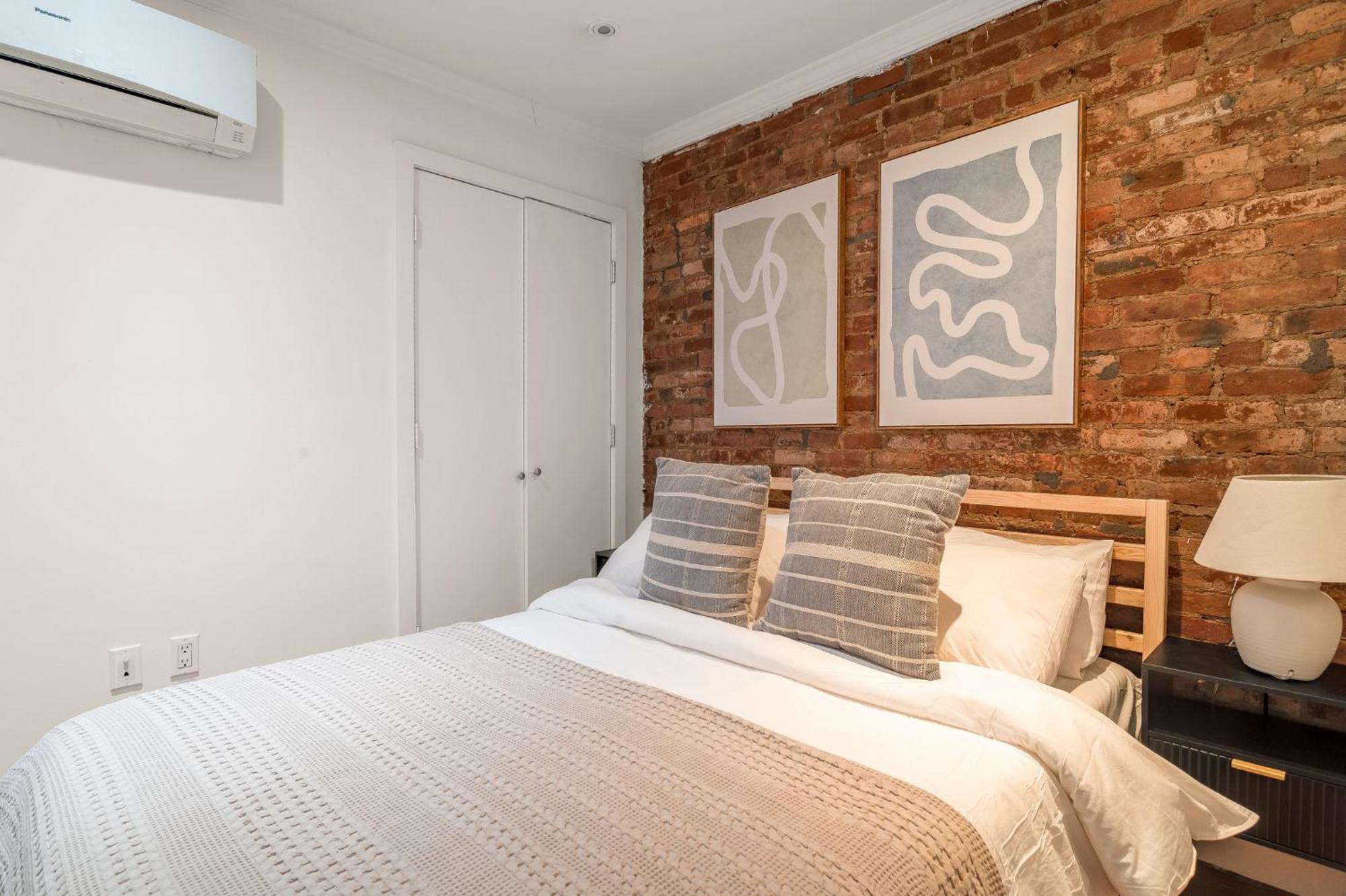 Charming East Village 3bedroom 2bath Near Tompkins Square Park *