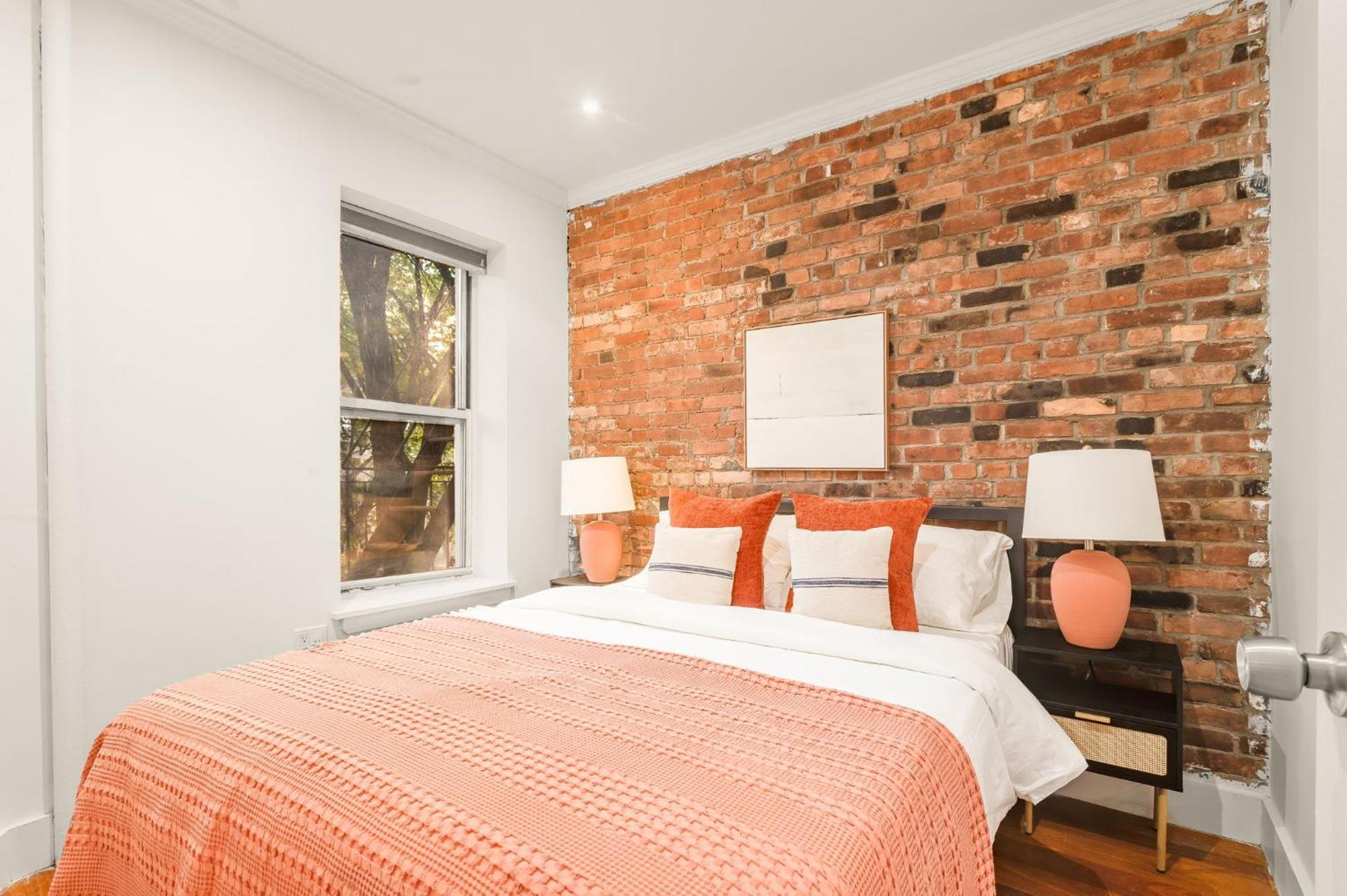 Charming East Village 3bedroom 2bath Near Tompkins Square Park * New York