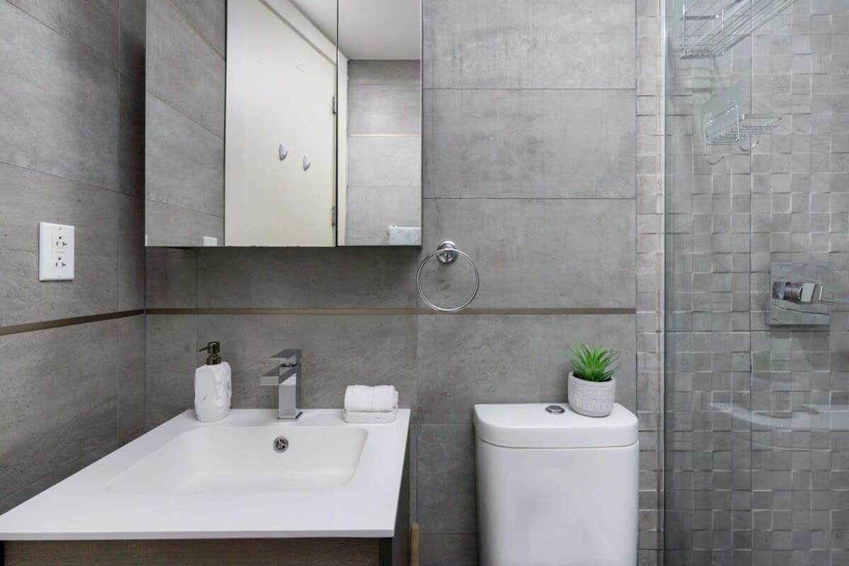 75-2a Furnished 1br W&d Elev Park Appartement *
