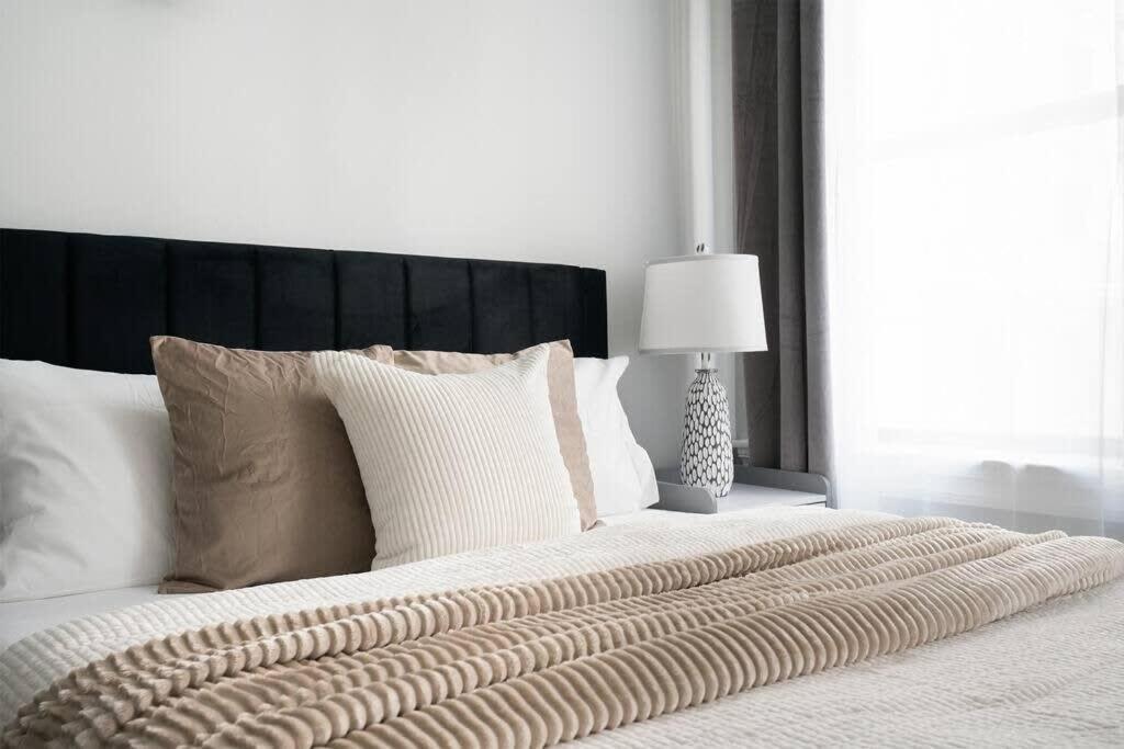 73-705n Luxury Elv Bldg 24h Dm Gym Appartement New York