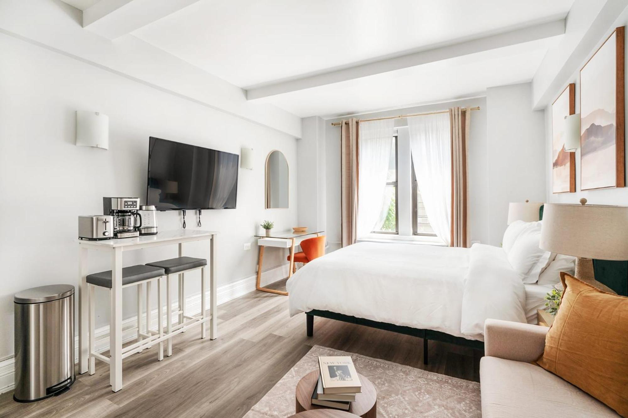 73-518 Newly Reno Uws Doorman Gym Laundry Appartement New York