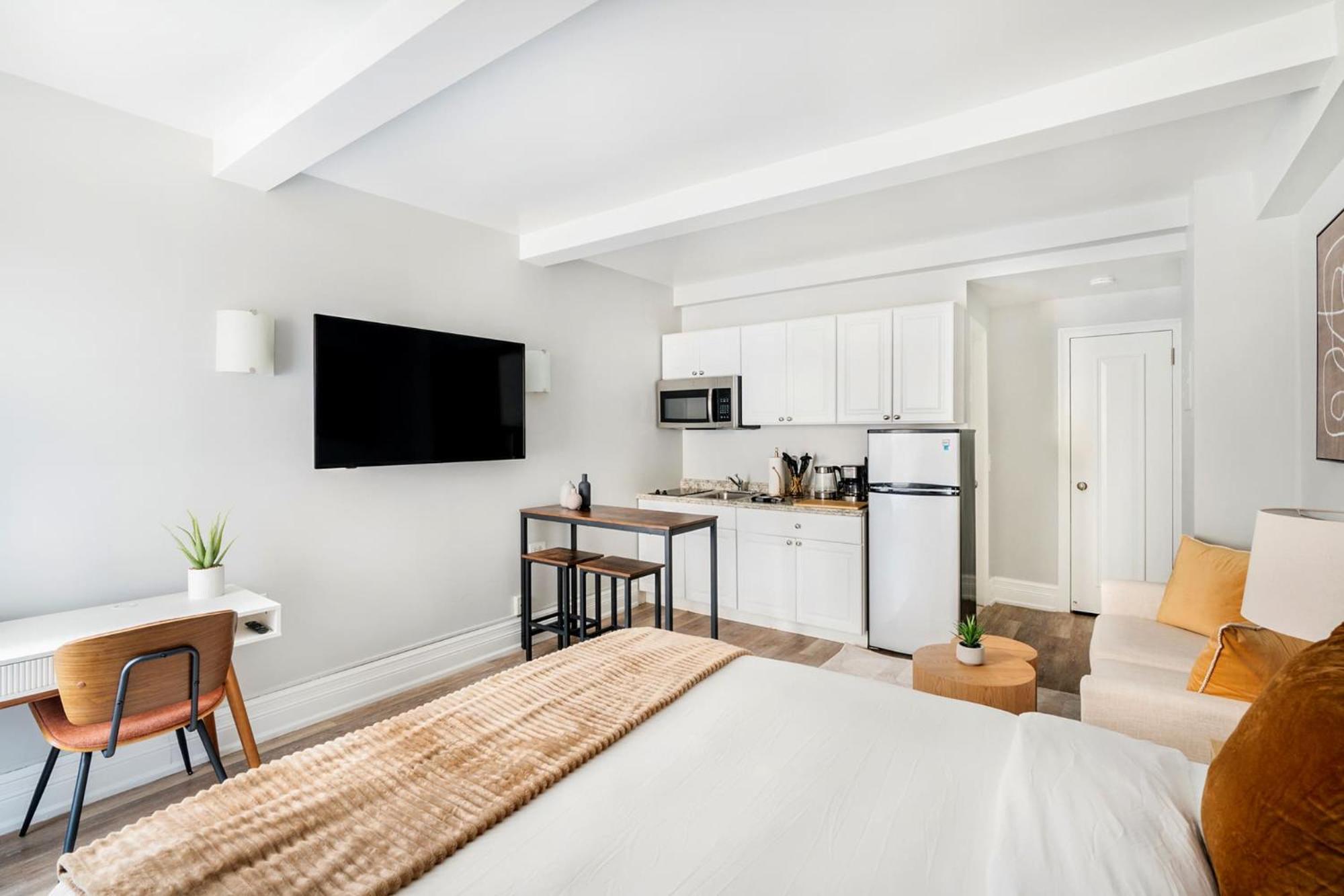 Appartement 73-410 Luxury 24 Dm New Uws Gym Laundry *
