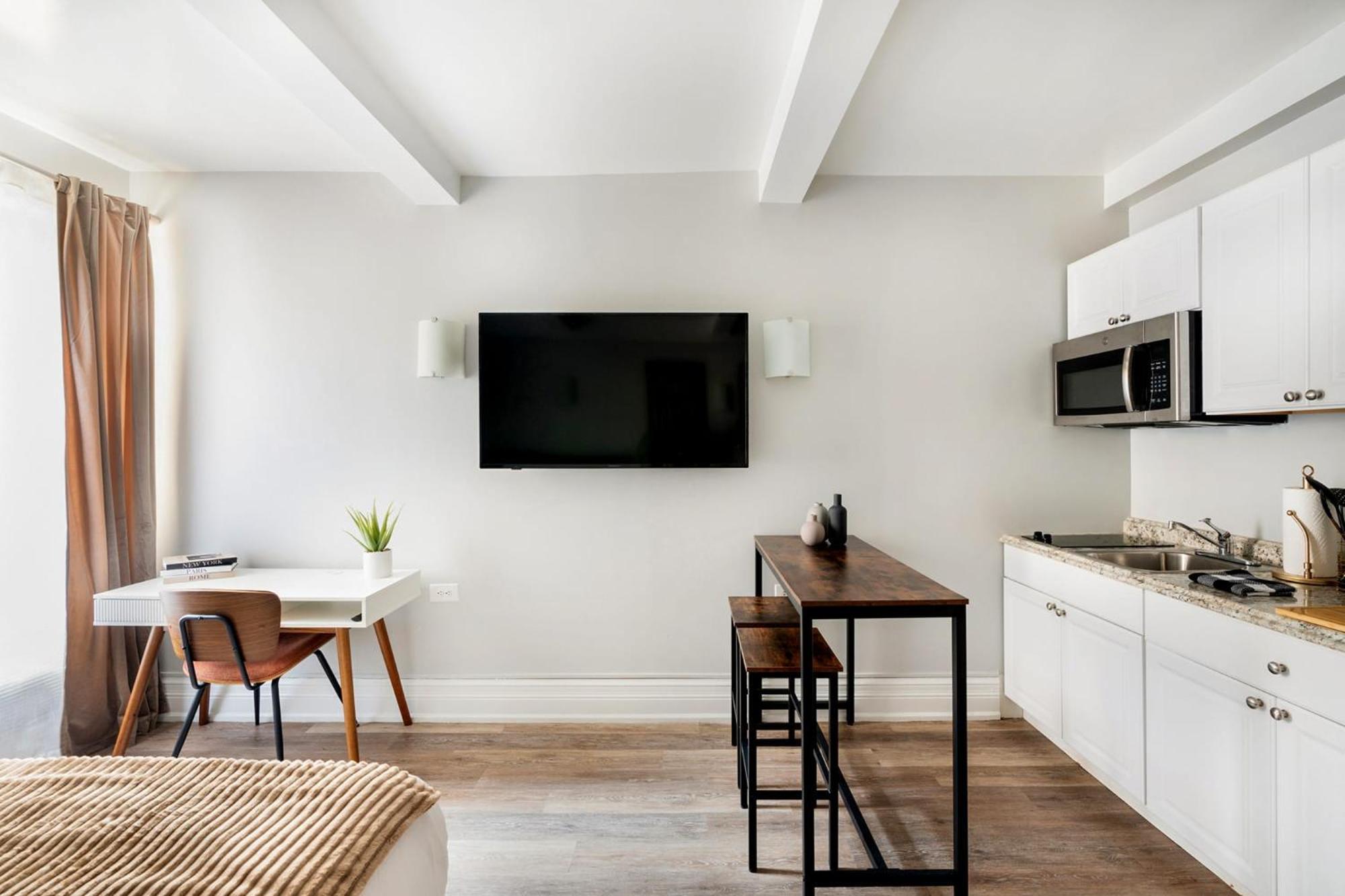 73-410 Luxury 24 Dm New Uws Gym Laundry Appartement