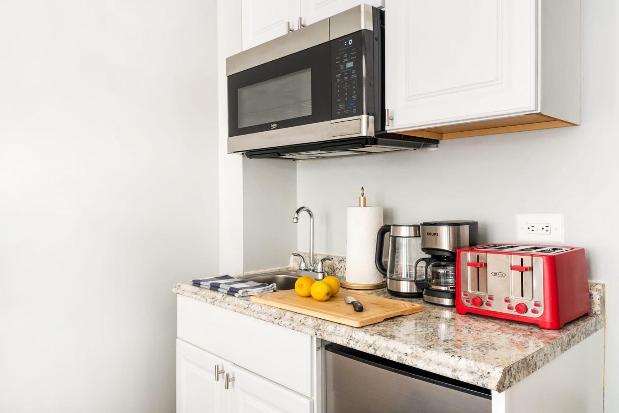 73-1503 Newly Reno Uws Doorman Gym Laundry Appartement New York
