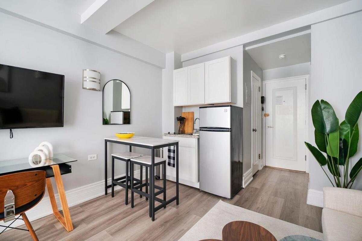 73-1204 New Uws Doorman Gym Appartement New York