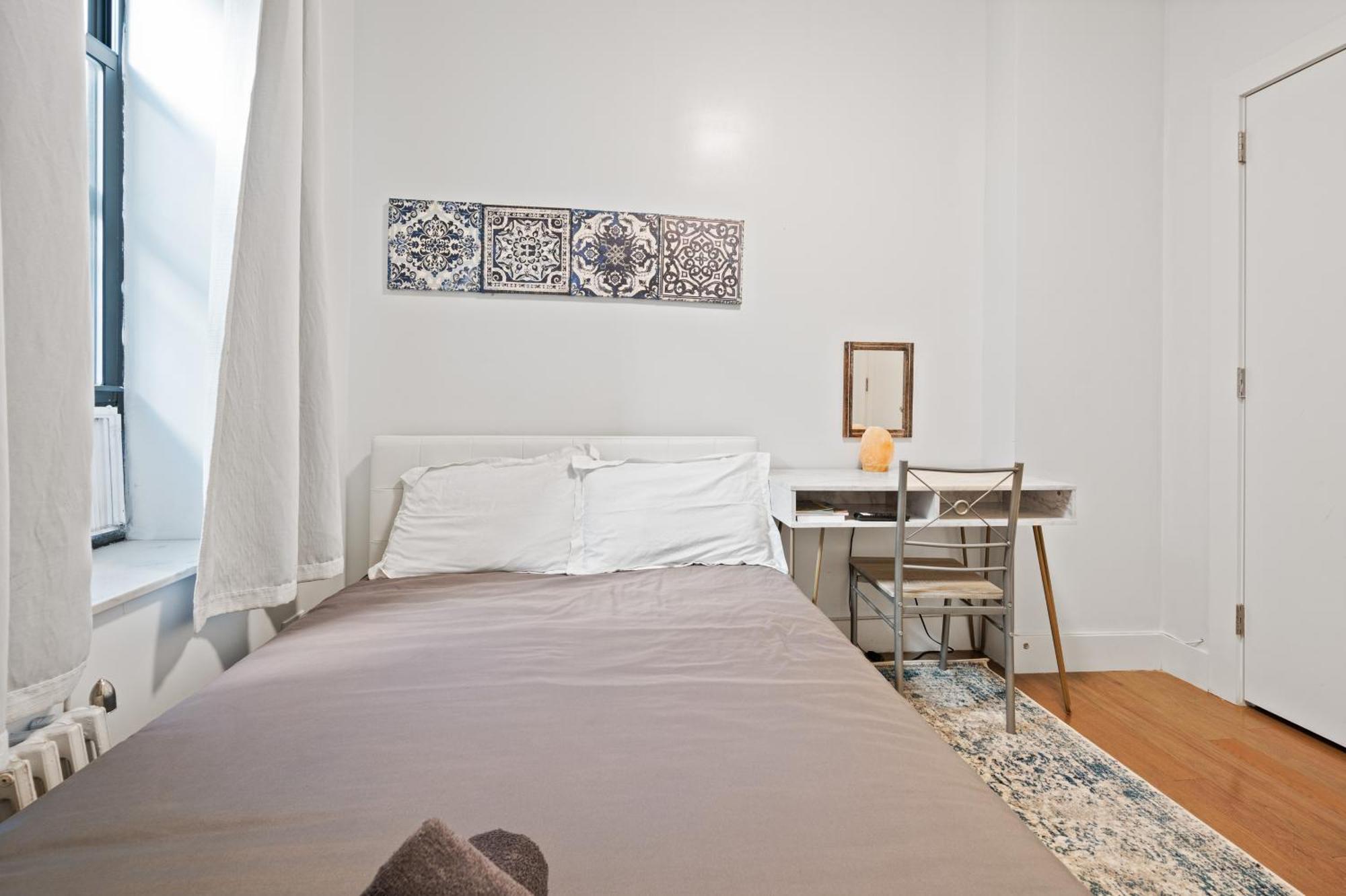Bohemian Chinatown 3 Bedrooms Lejlighed
