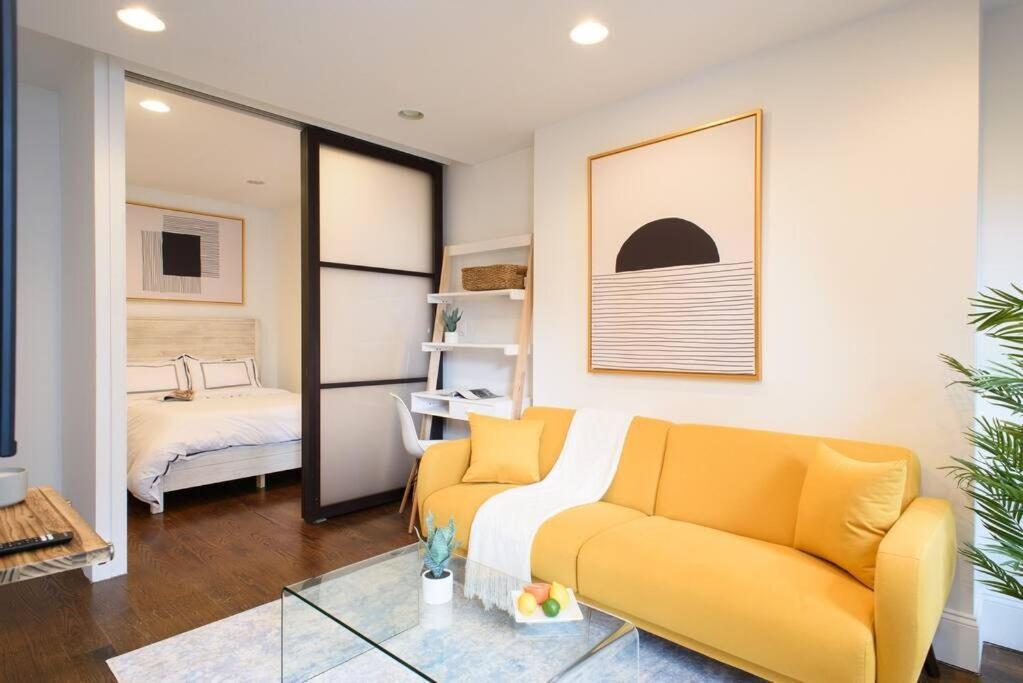 Appartement 69-5a Celebrate The Season Modern Lower East Side 1br