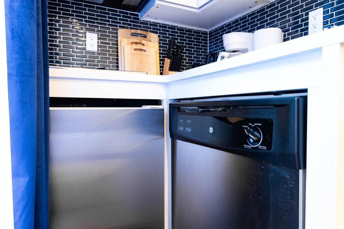 Appartement 69-4c Brand New Haven Prime Lower East Side 1br *
