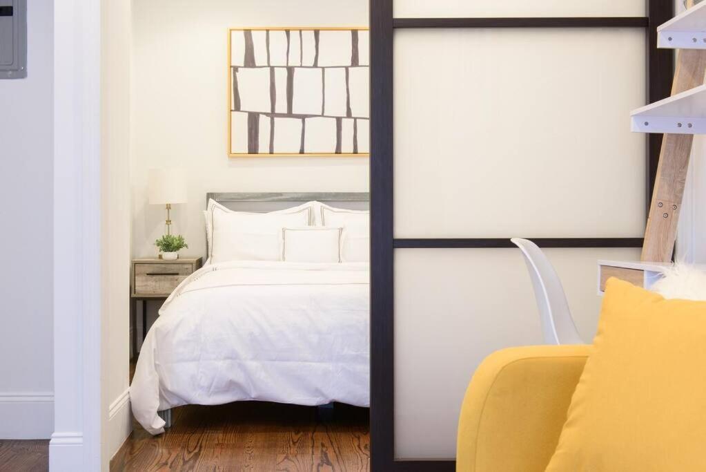 69-4a Quality New Prime Lower East 1br *