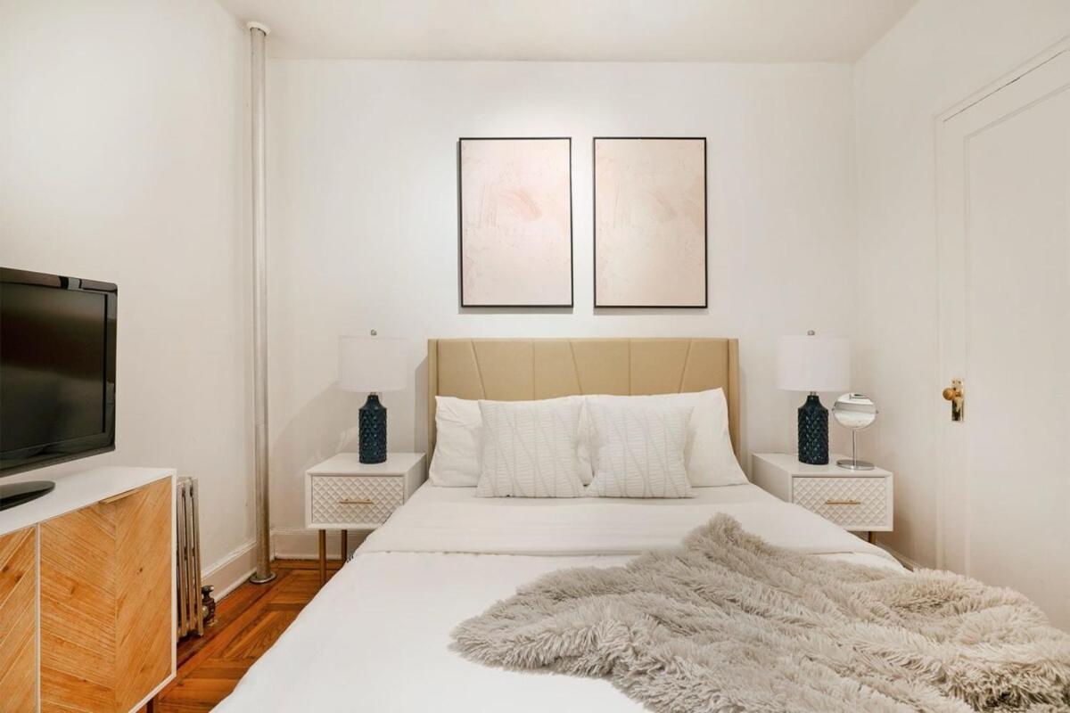 61-2a Large 1br In Upper East Side Appartement