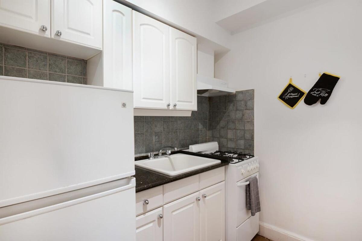 61-2a Large 1br In Upper East Side *