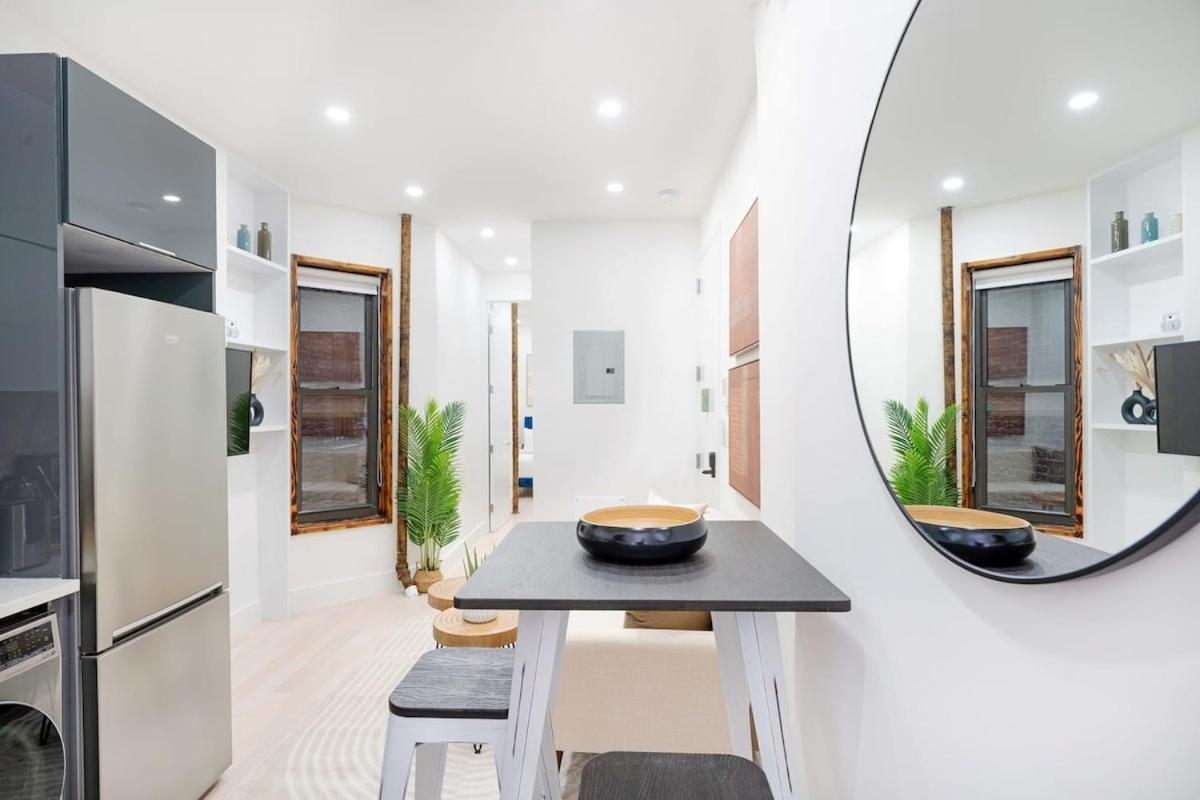 48-1fw Newly Renovated 2br In Midtown West Apartamento