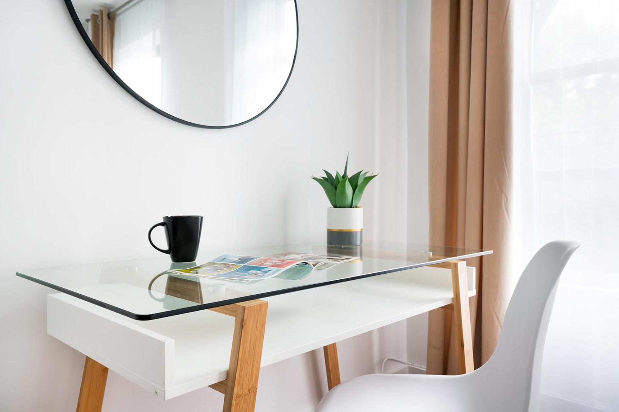 Appartement 444-4f Newly Furnished Elv 1br Hells Kitchen