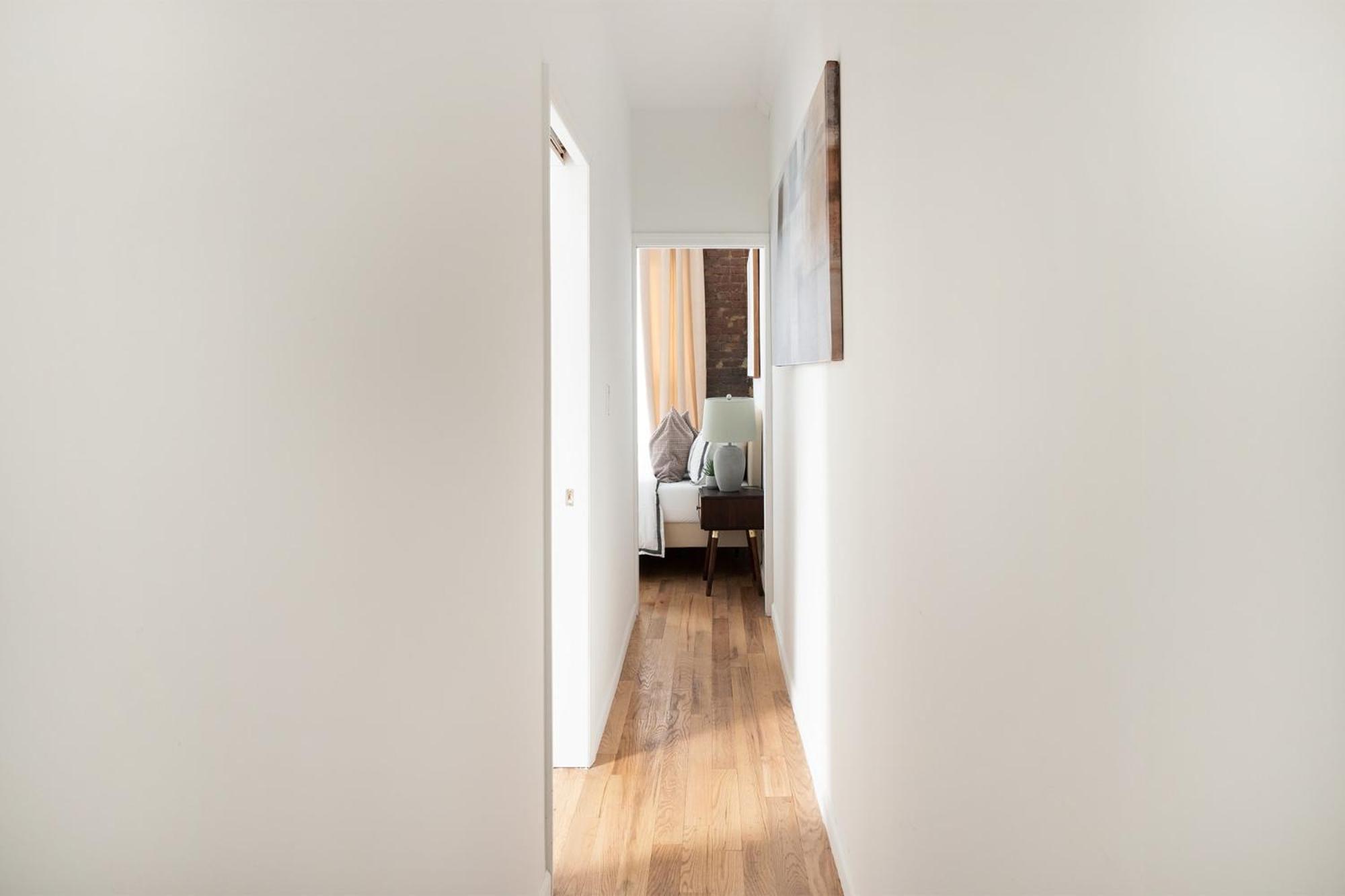 153-1g Newly Renovated 2br Lower East Side * New York