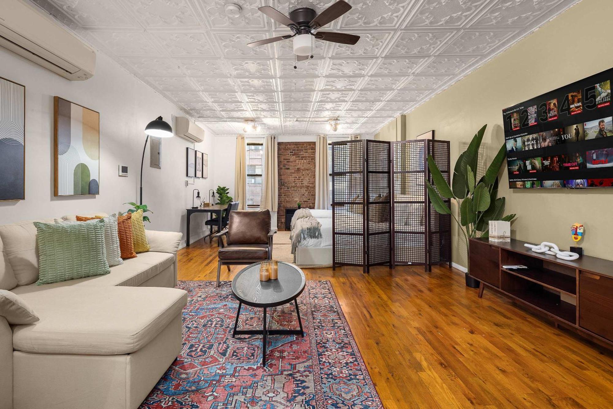 Vibrant Nyc Loft - Open Space For 6 Guests Apartment New York