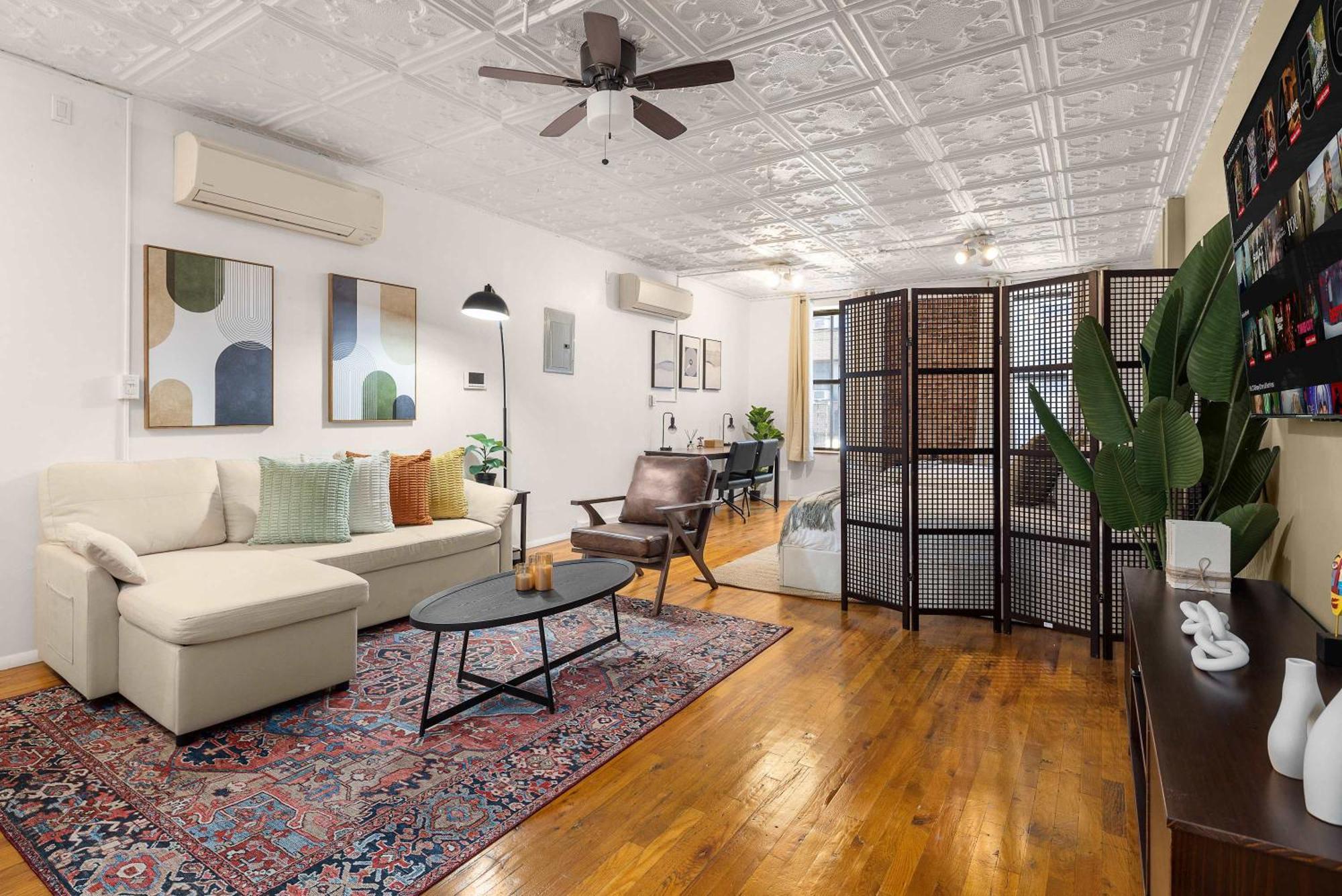 Vibrant Nyc Loft - Open Space For 6 Guests * New York