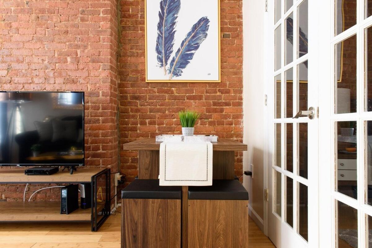 428-4r Prime Midtown Large 2 Bedroom Newly Furnished Appartement New York
