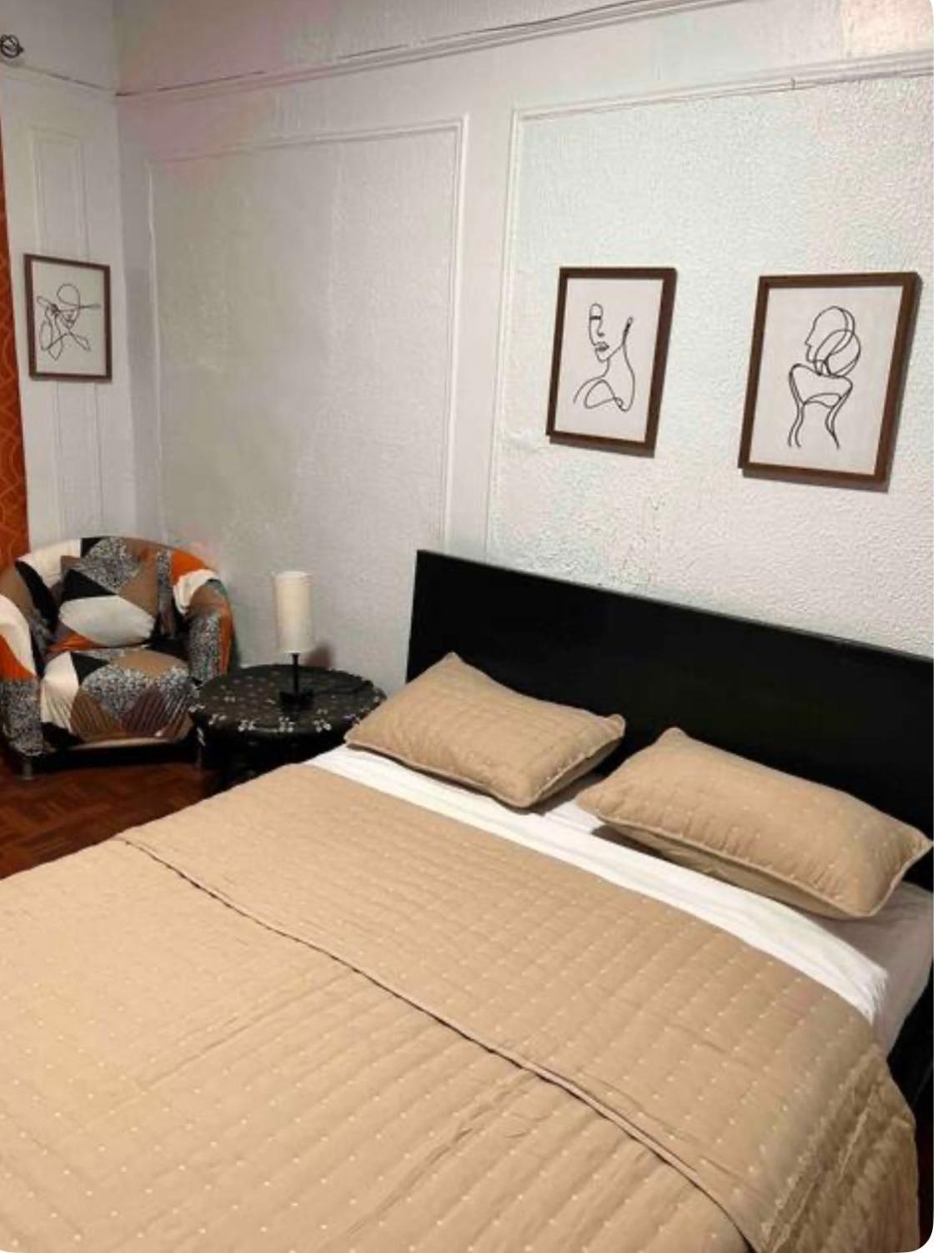 Large And Spacious Facing A Beautiful Park Minutes Away From Manhattan Séjour chez l'habitant