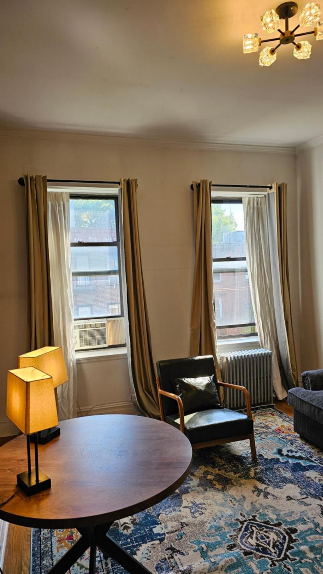 Lamartine Chelsea Hostal