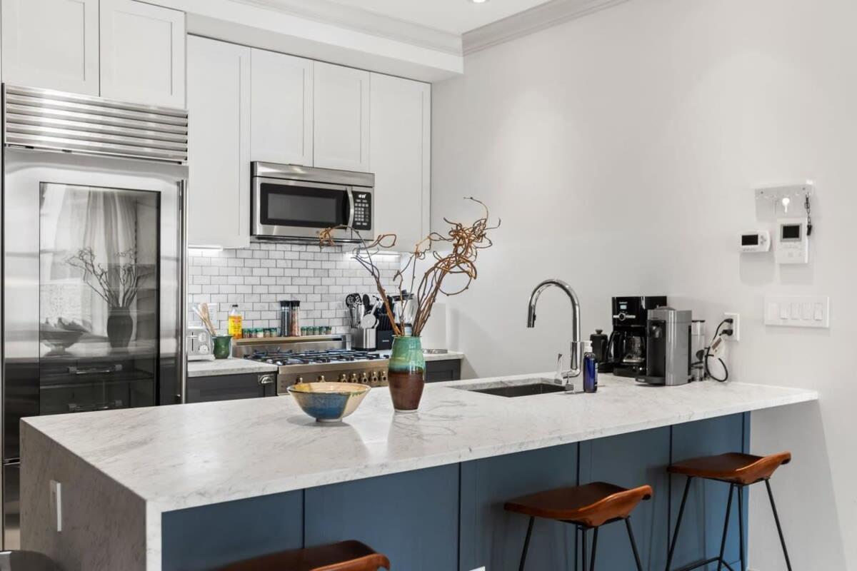 Linden Place Ii By Rove Travel 3 Bedroom Lenox Hill * Nueva York