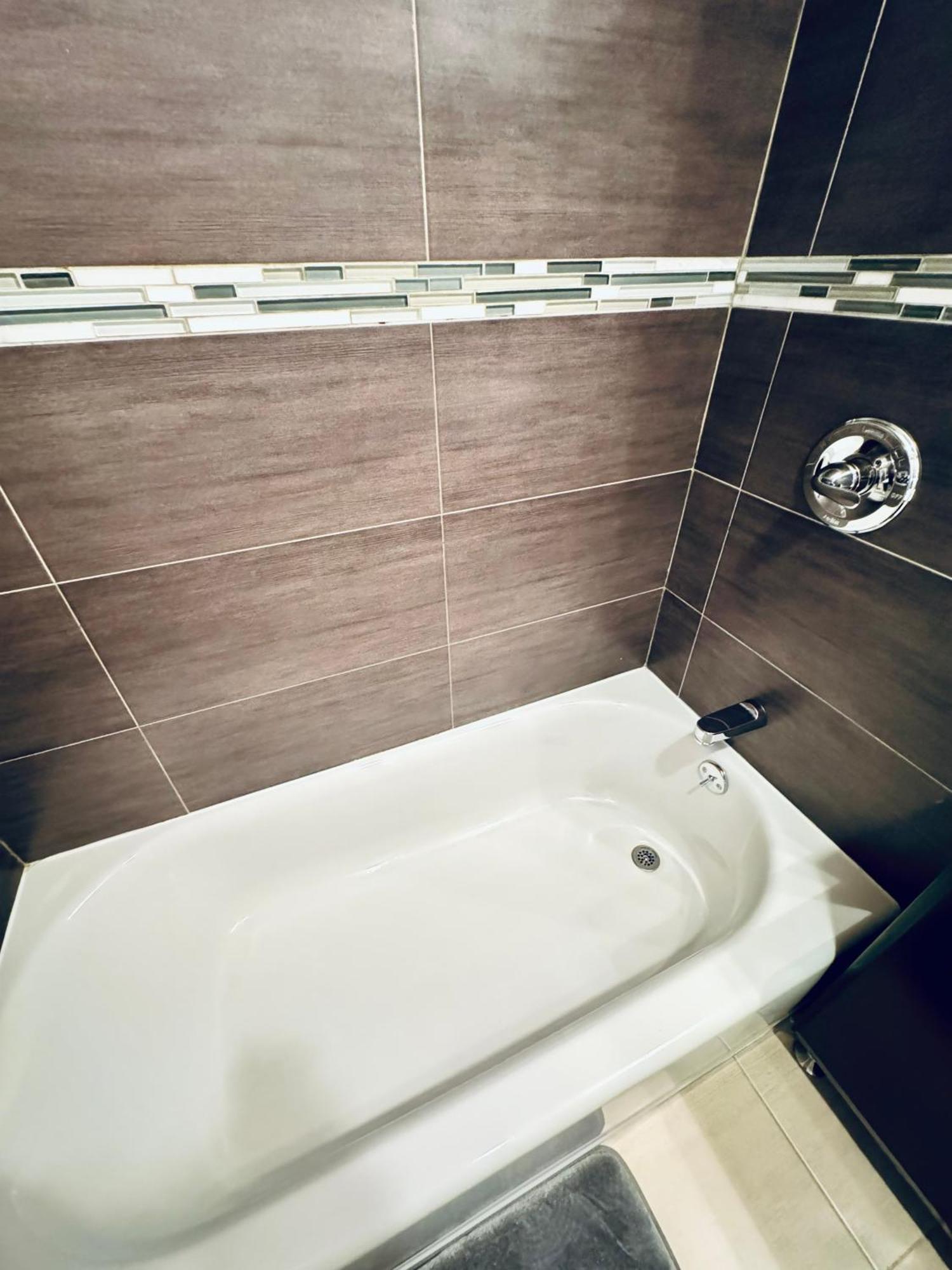 Stunning 3 Bedrooms Appartement