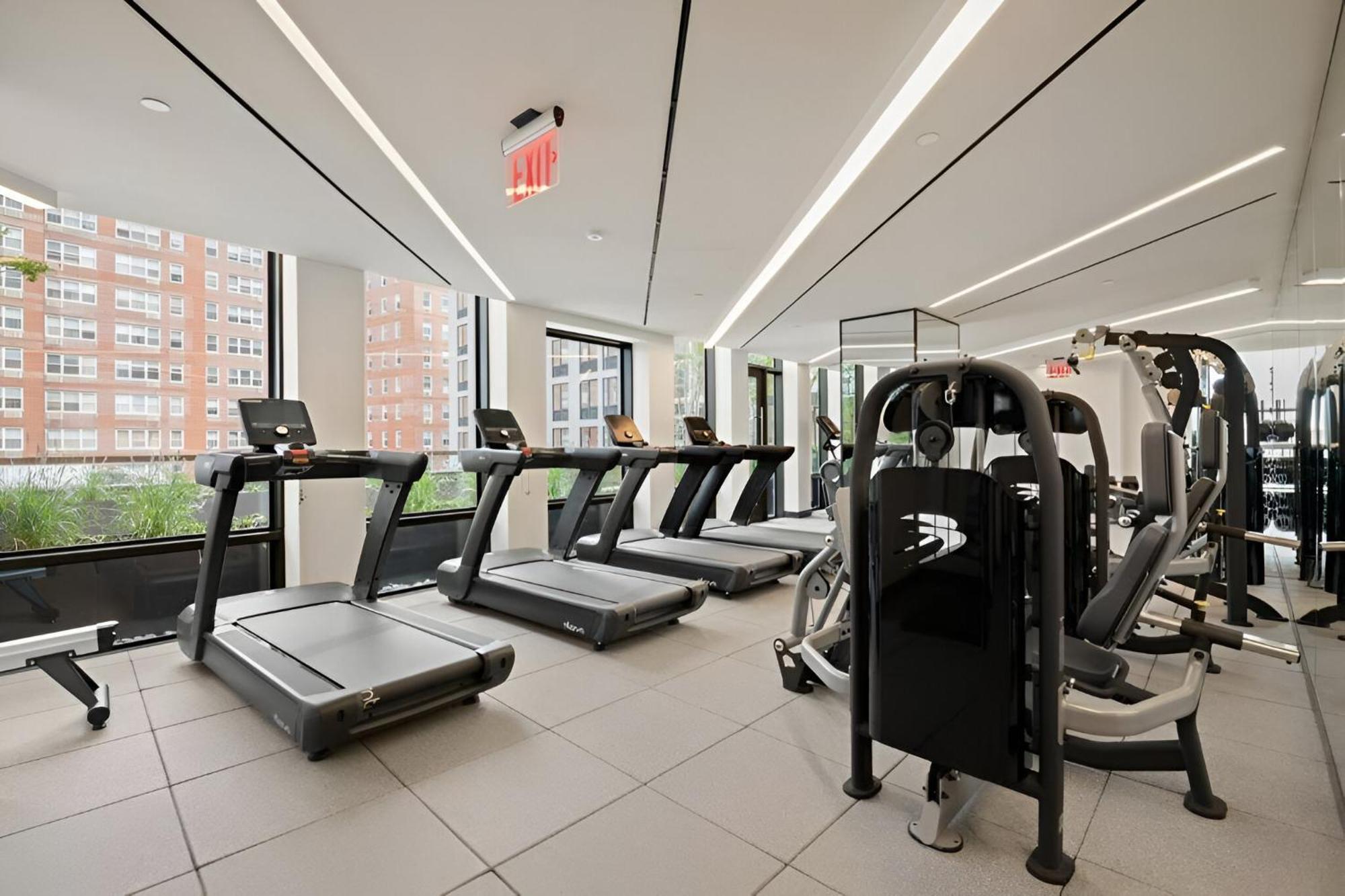 Luxury Meets Comfort Upscale In Brooklyn New York City