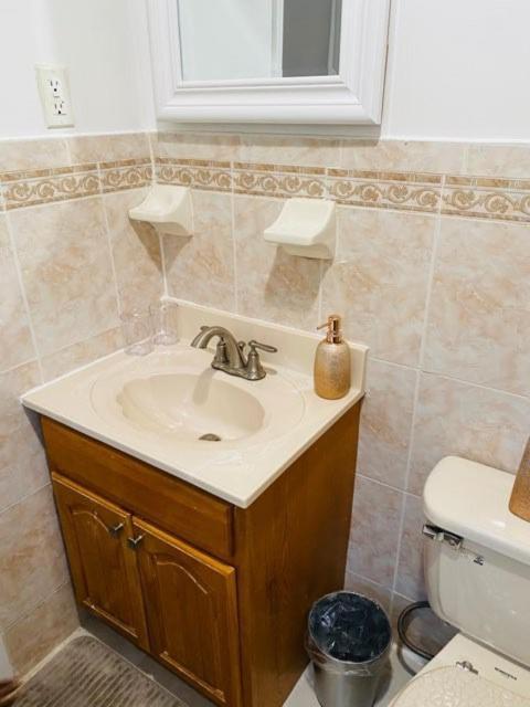 Dreamy 3 Bedroom 2 Baths Master *