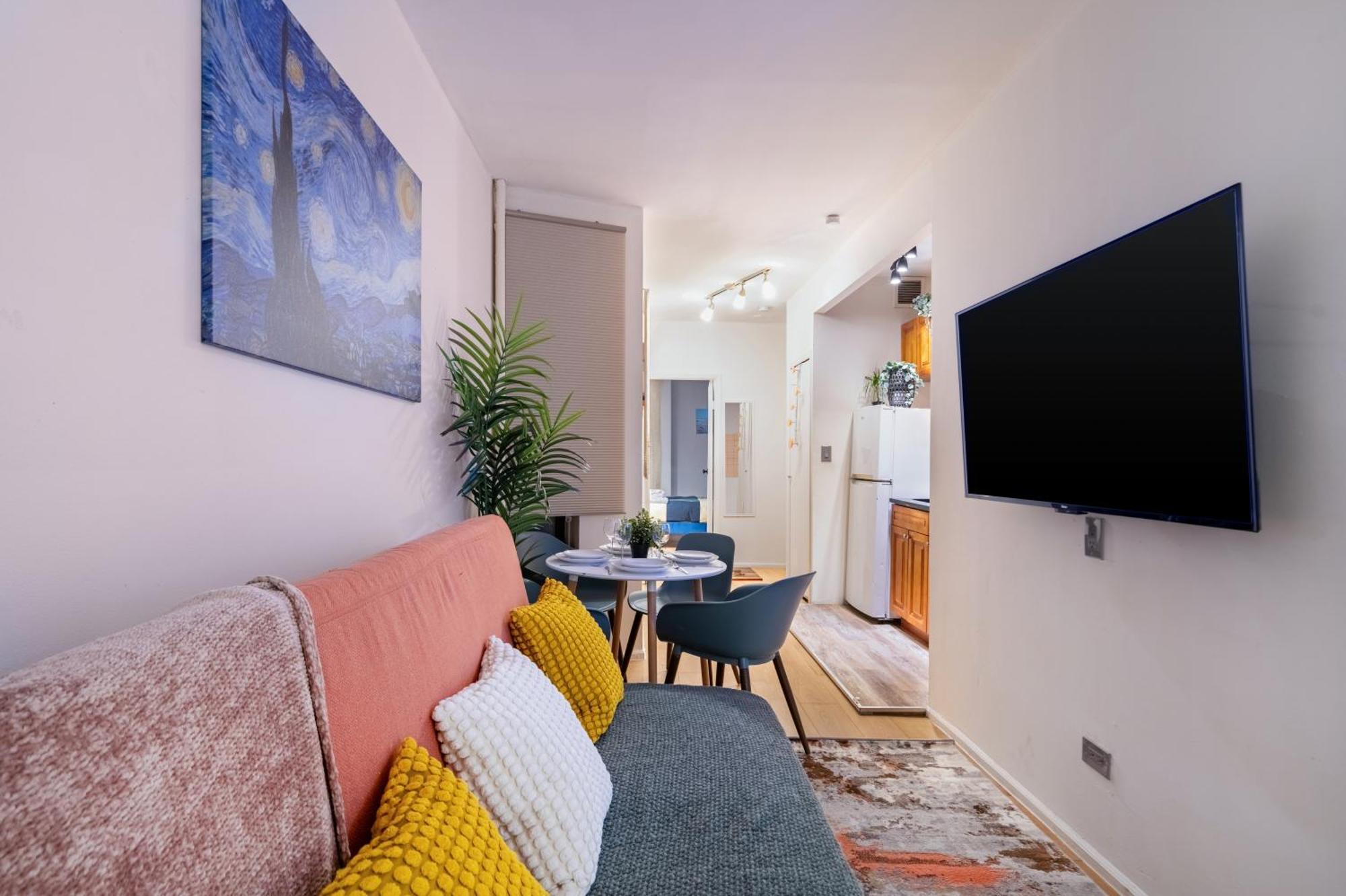 2 Bedroom Paradise In Hells Kitchen Manhattan Appartement