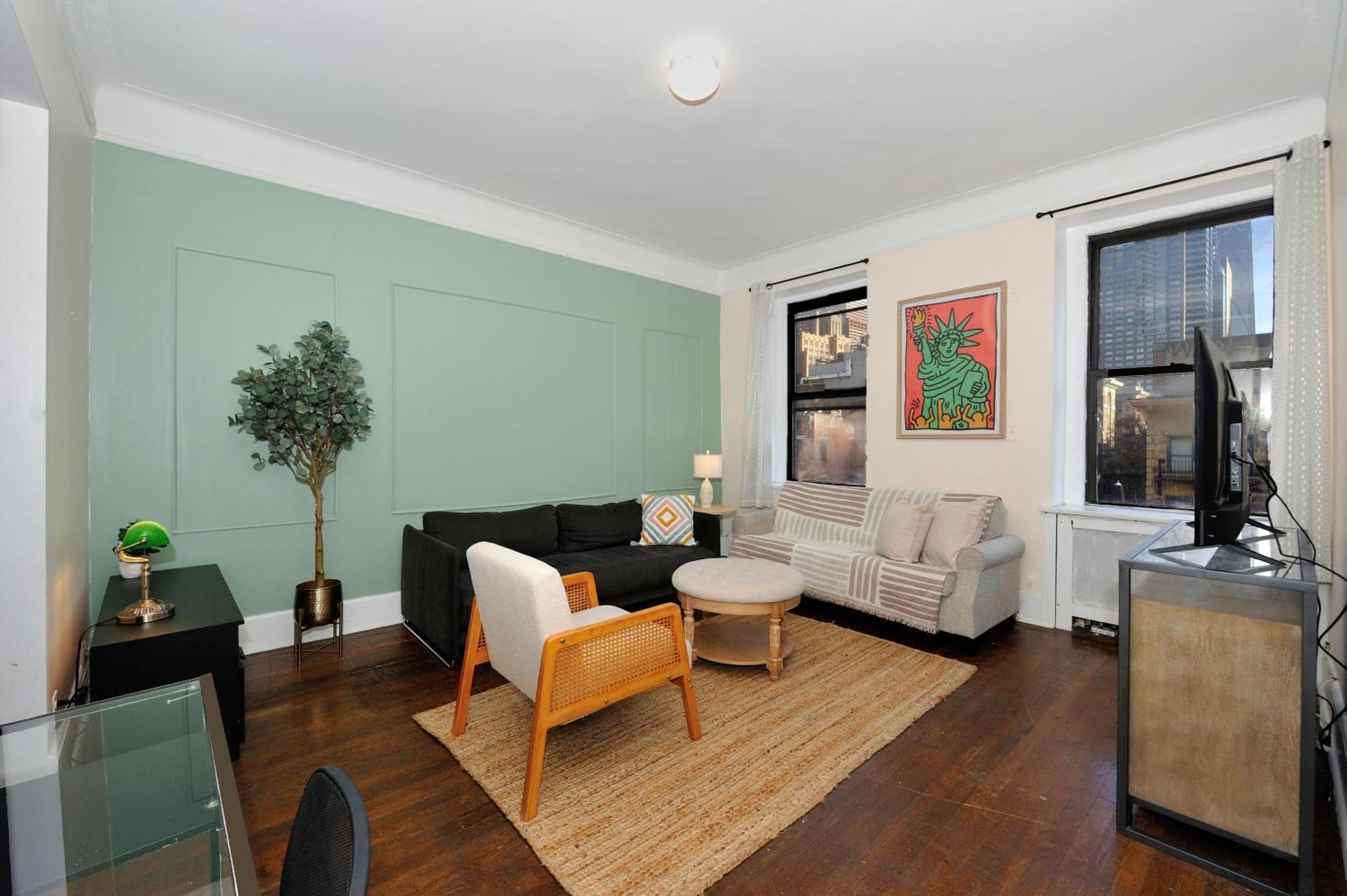 Apartamento 5 Bedroom 2 Bath Full Floor Midtown