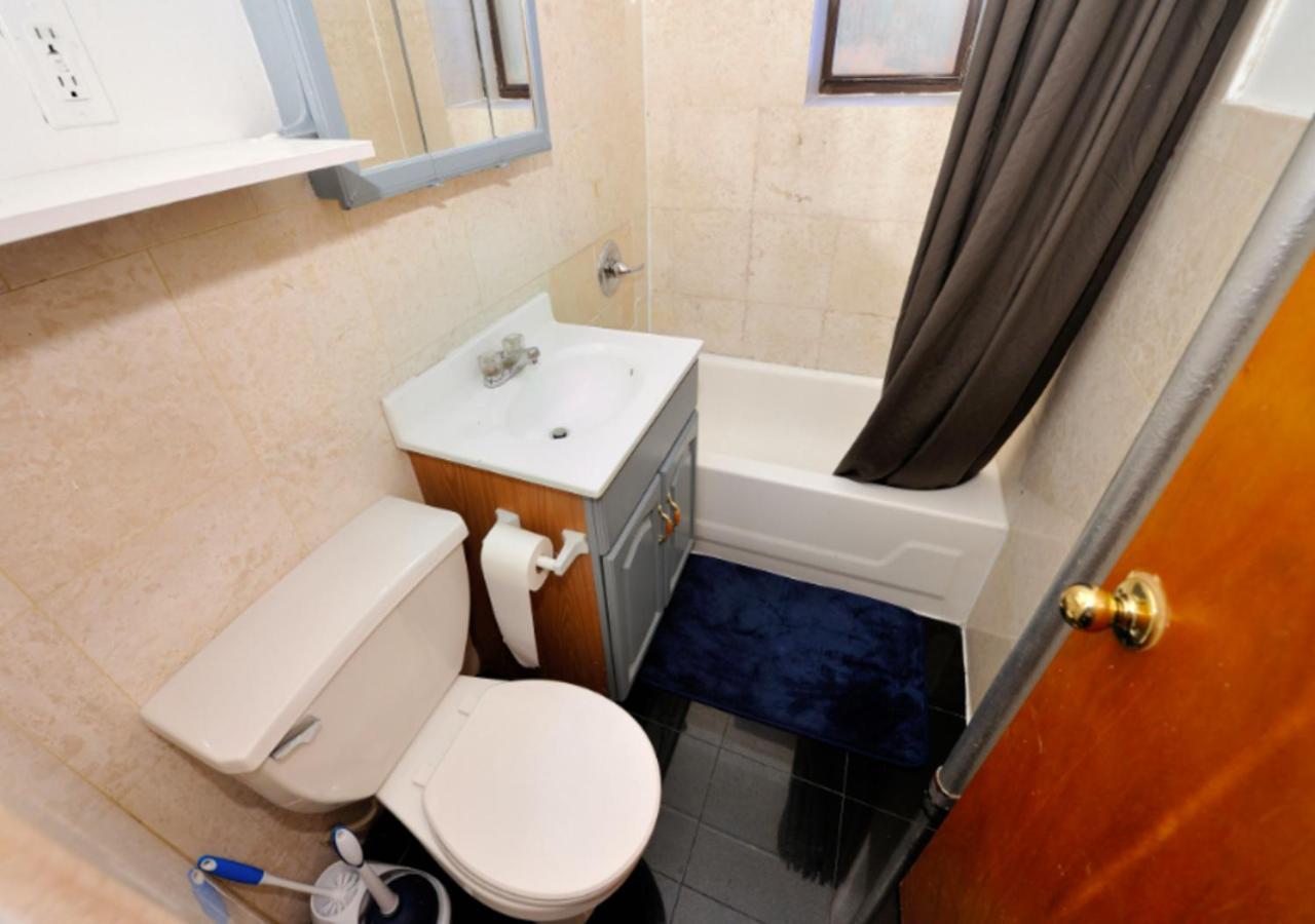 Unique 2 Bed 1 Bath In Ues Lejlighed New York
