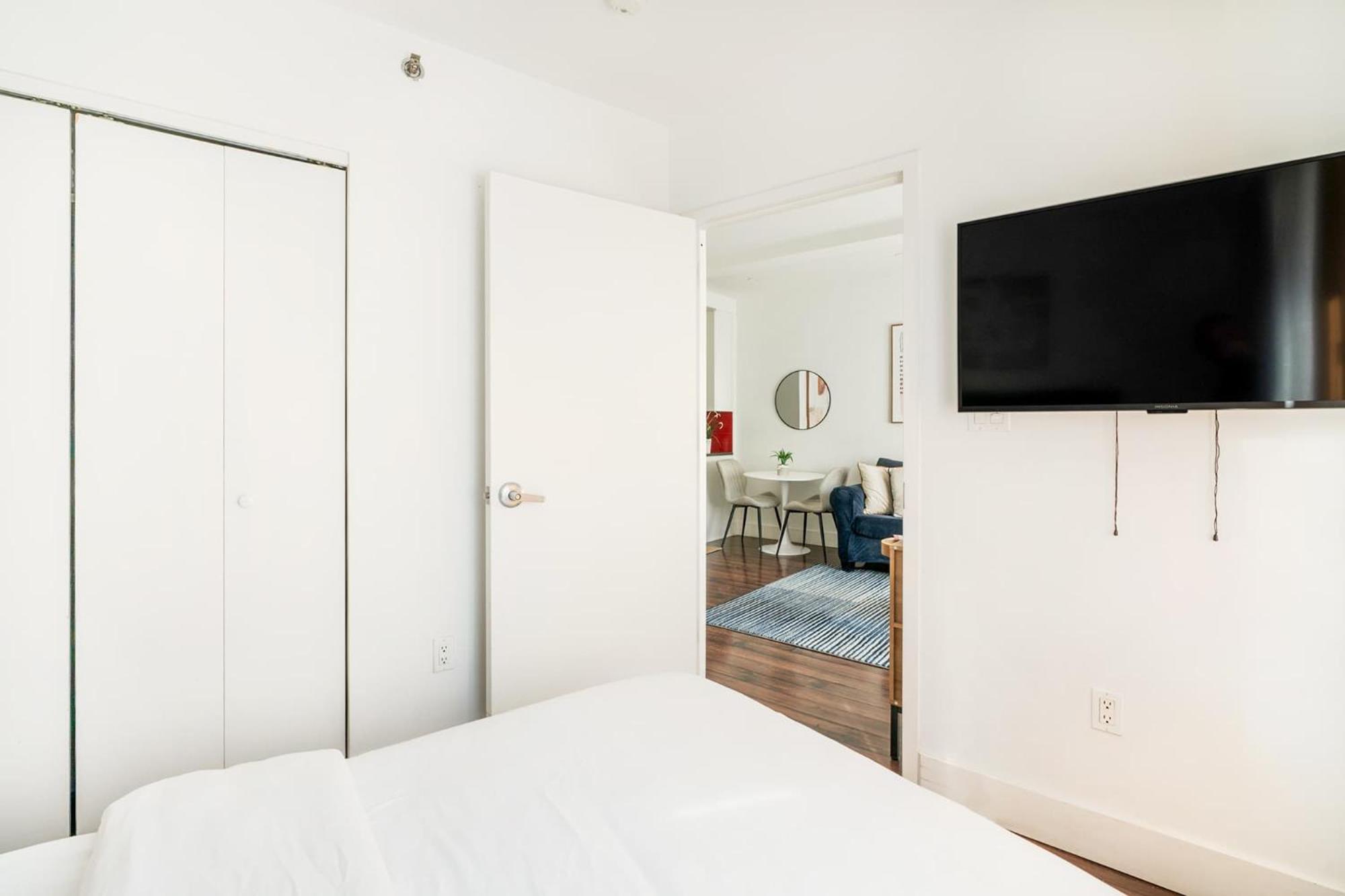 Appartement 809-4a 1br With W&d Columbus Circle New York