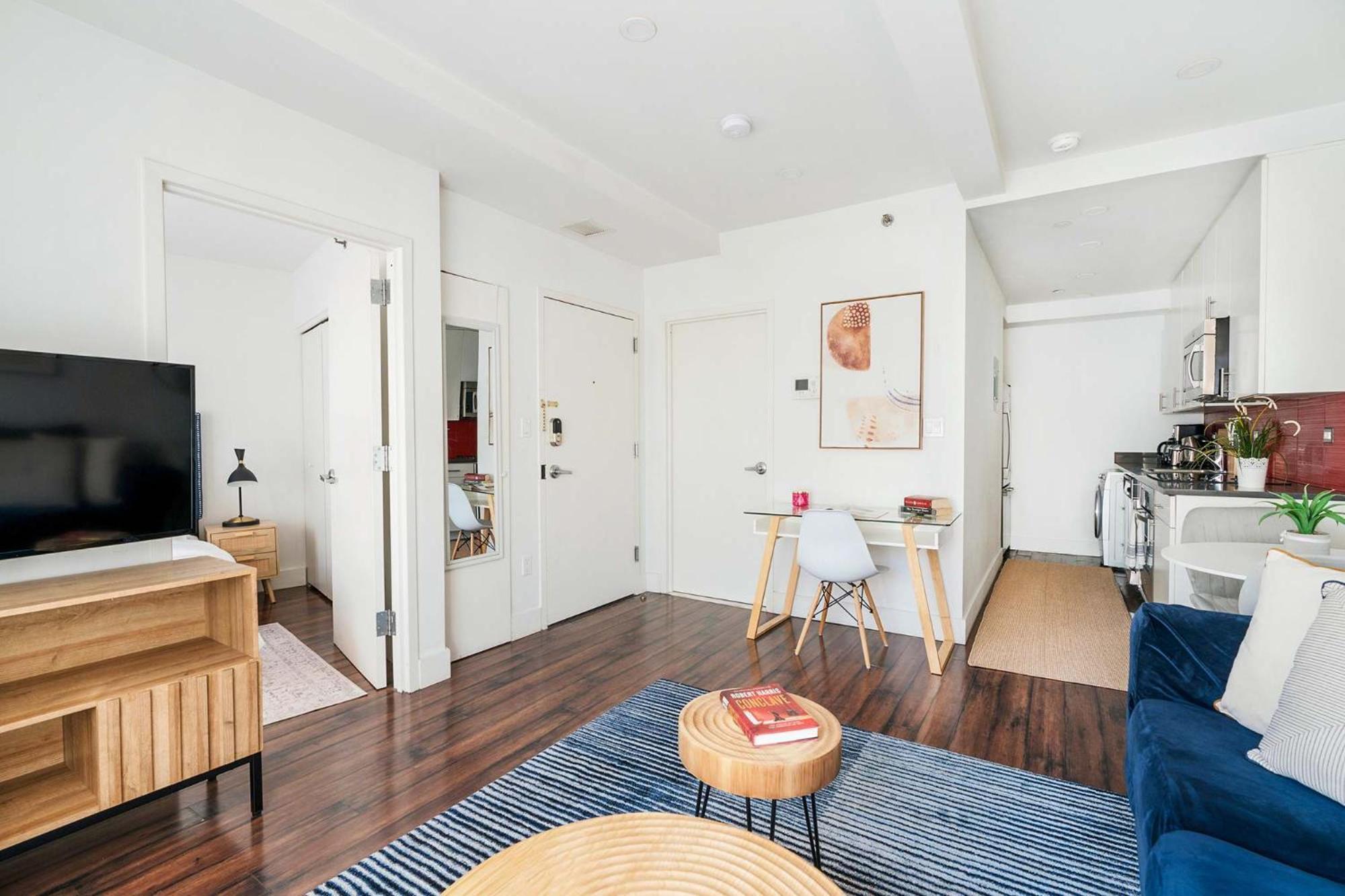 Appartement 809-4a 1br With W&d Columbus Circle New York