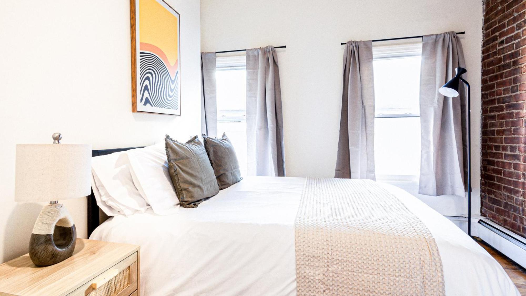 Unbeatable & Cozy 4bdr & 1 Bth In Manhattan New York