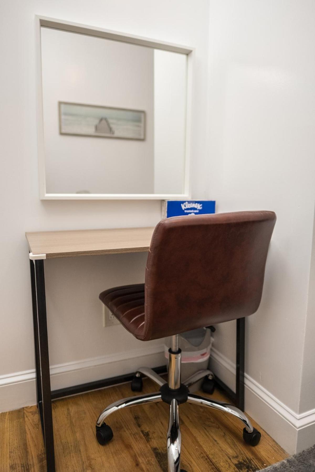 4br Two Blocks To Park Elevator, Laundry, Virtual Doorman