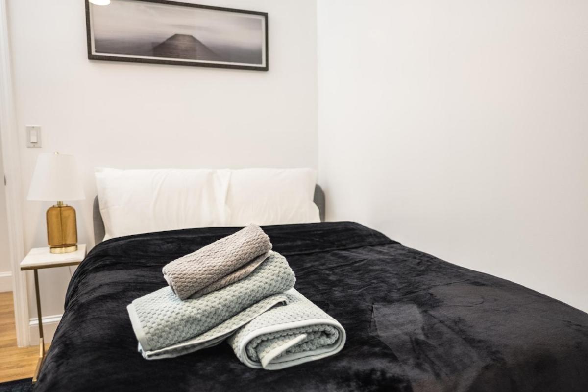 Appartement 4br Two Blocks To Park Elevator, Laundry, Virtual Doorman New York
