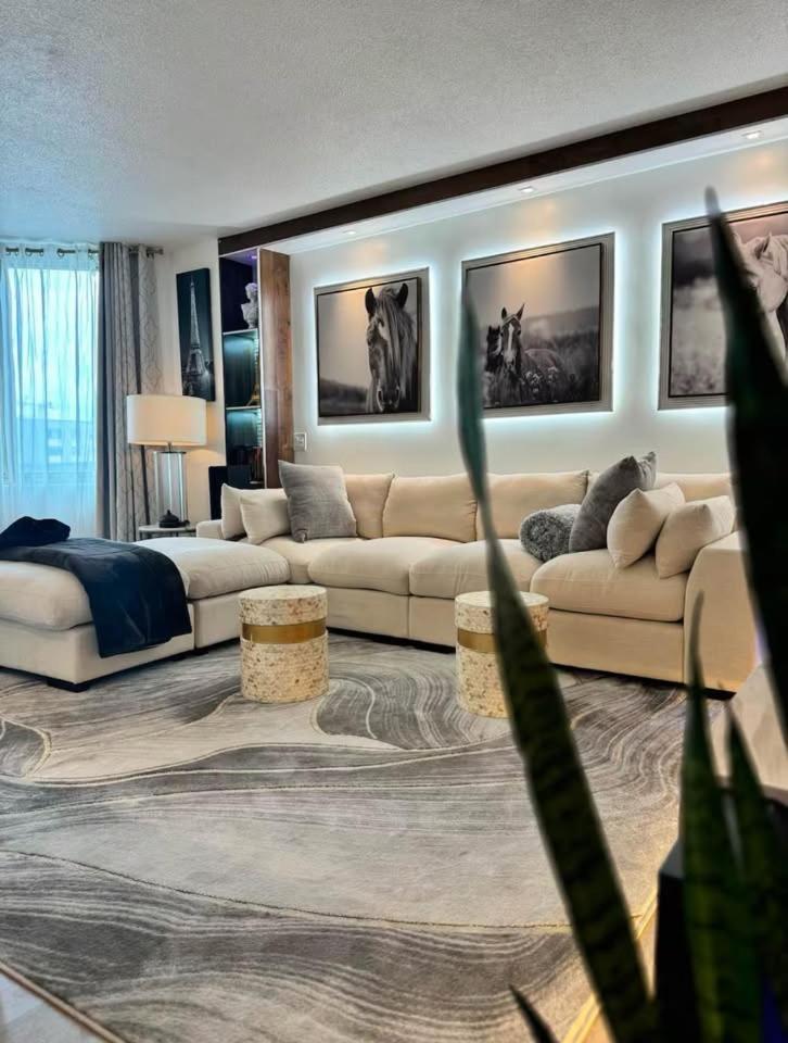 New Modern 2br W Fireplace & Fitness Lounge, Live Comfortably In East Harlem Appartement